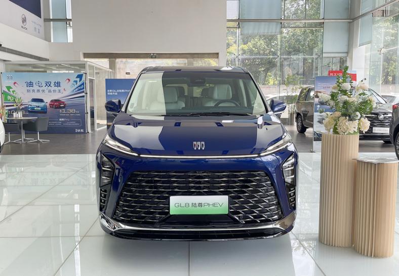 換上插電動力,再戰騰勢D9,35.99萬元起,別克GL8陸尊PHEV實拍