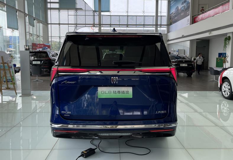 換上插電動力,再戰騰勢D9,35.99萬元起,別克GL8陸尊PHEV實拍