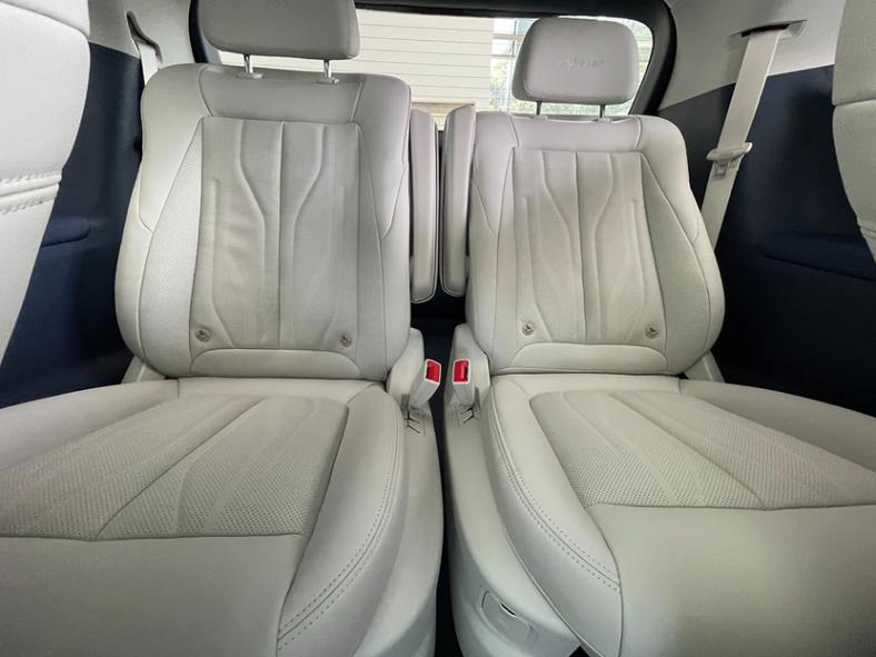 換上插電動力,再戰騰勢D9,35.99萬元起,別克GL8陸尊PHEV實拍