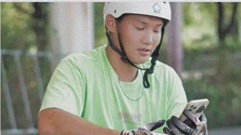 “10秒,我從看熱鬧到第一個沖上去救人”