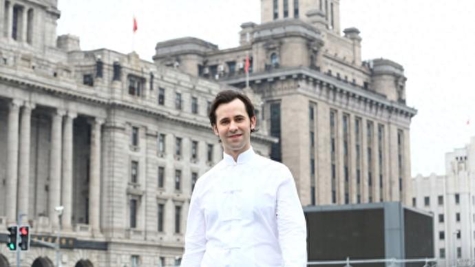 來滬7年,西班牙鋼琴家馬里奧自稱“上海人”,愛跑馬拉松,會做油爆河蝦