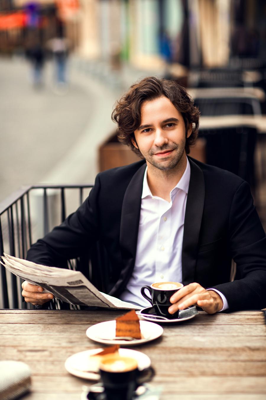 來滬7年,西班牙鋼琴家馬里奧自稱“上海人”,愛跑馬拉松,會做油爆河蝦