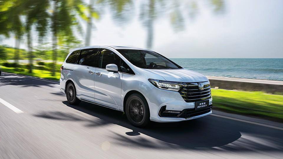 GL8插混將改變MPV格局,油電同價后,燃油MPV賣不動?