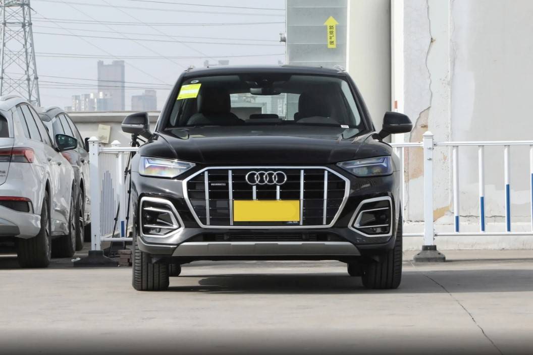 想買豪華中型SUV,凱迪拉克XT5對比奧迪Q5L,到底誰更勝一籌?