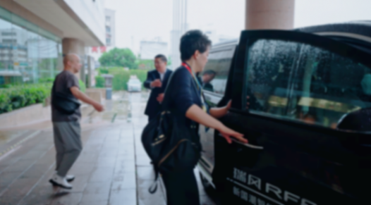 江淮瑞風RF8強力助陣2024年中國 品牌日