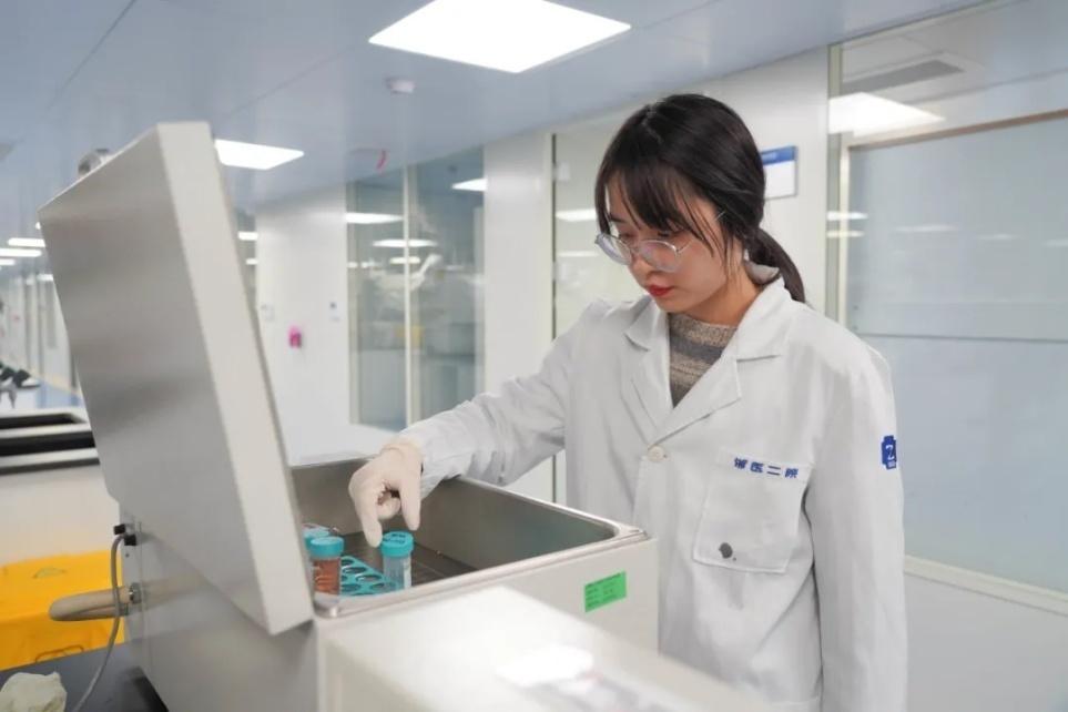 95后女生,憑什么進浙大享受教授待遇?