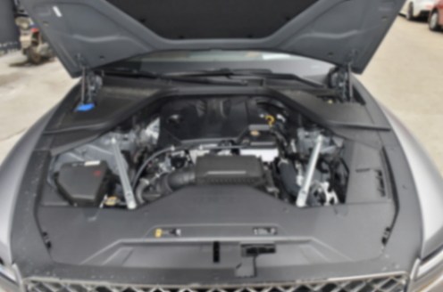 豪華不止于表面 嵐圖追光PHEV對(duì)決捷尼賽思G80