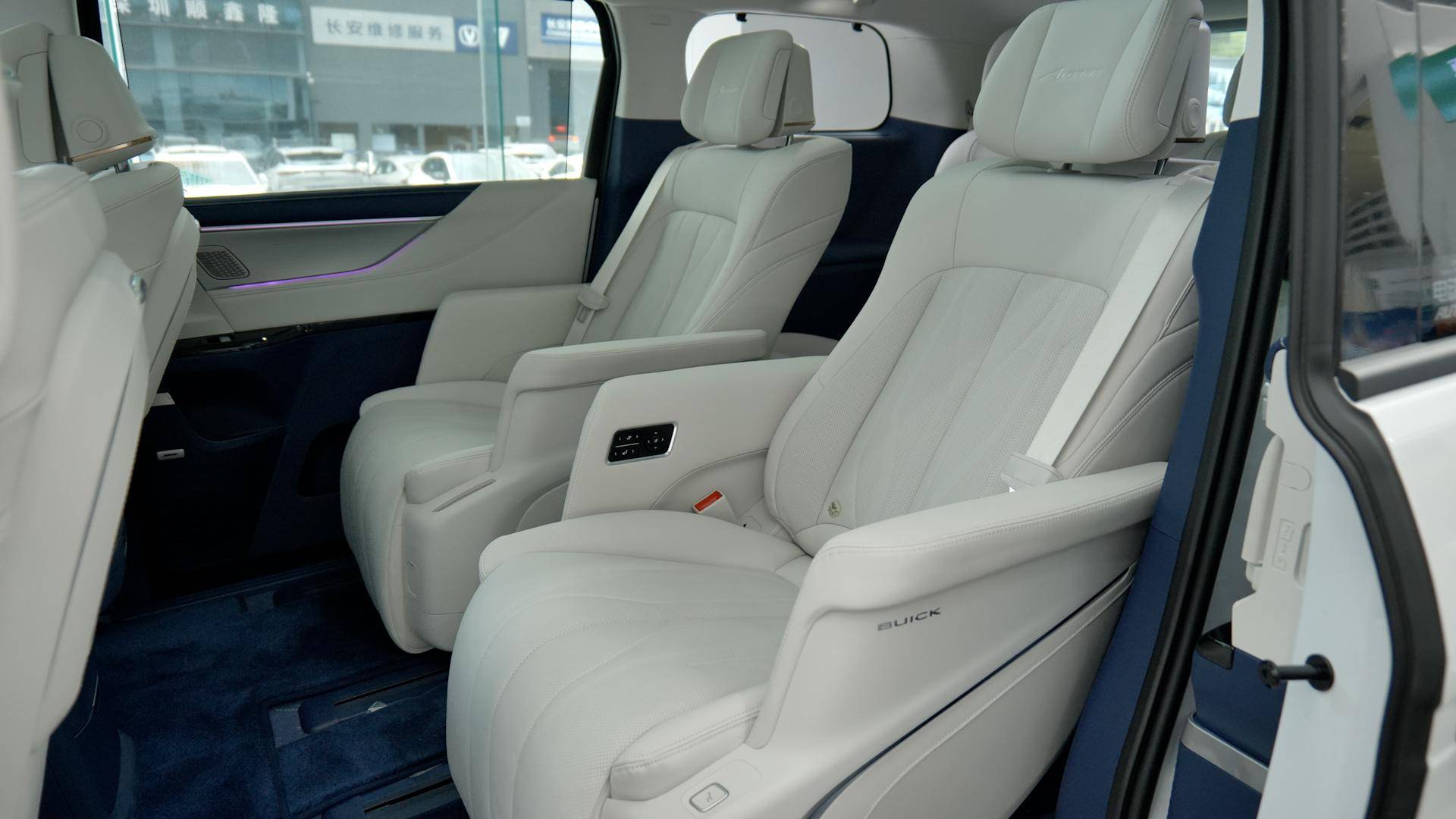 4月銷量差近一半!別克GL8能靠PHEV奪回?選它還是騰勢D9?