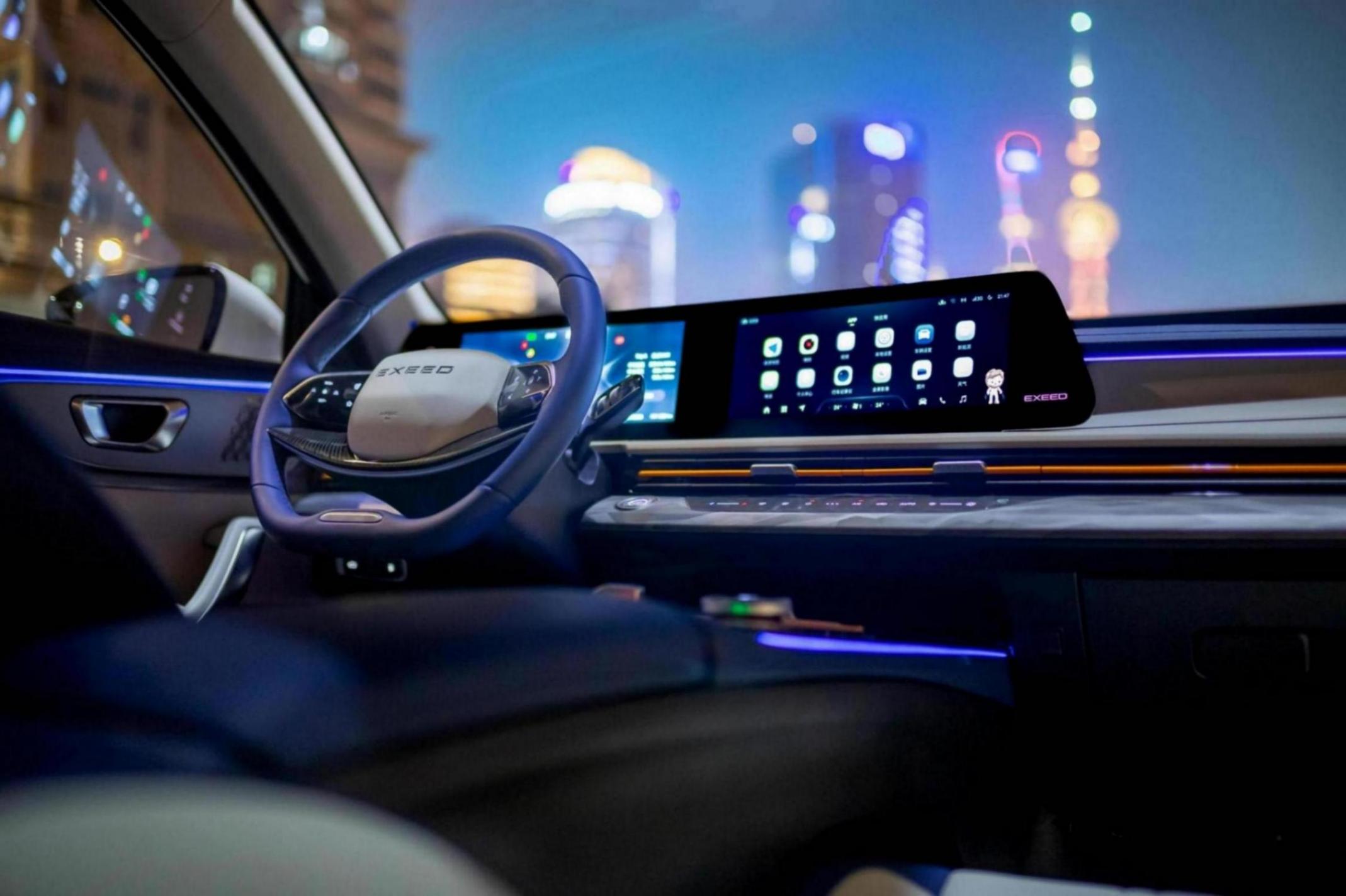 全球頭部科技供應商加持,這款12萬級星途追風C-DM滿分出街