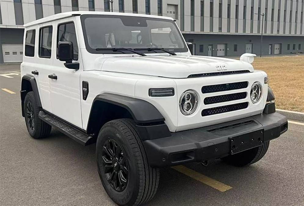 狙擊烈馬和普拉多?哈弗H9和豹8等國產方盒子越野車登場!