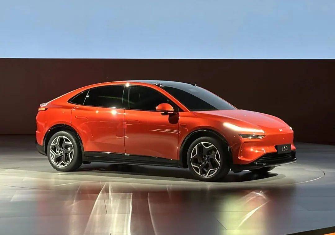 蔚來(lái)的第二品牌首款車,樂道L60亮相了