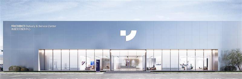 極越汽車,戴著鐐銬起舞