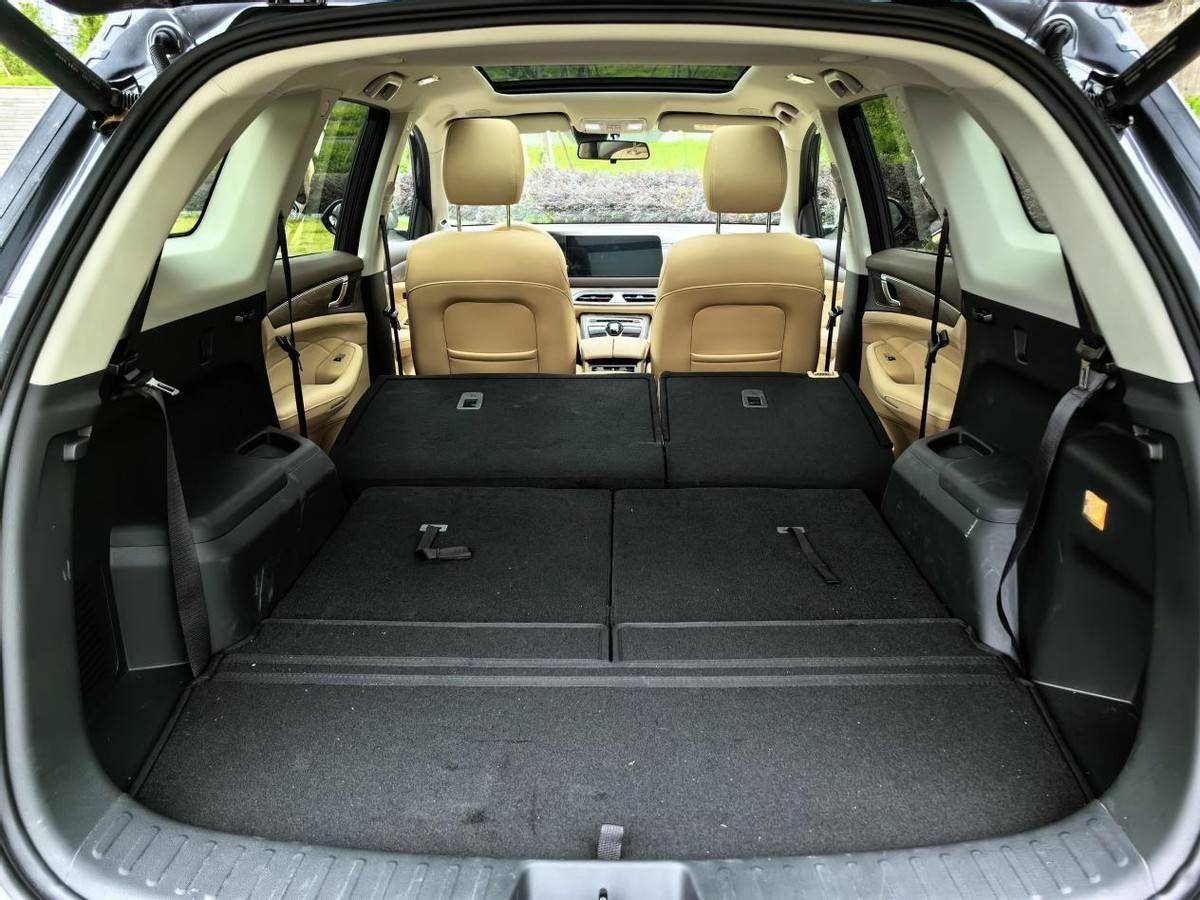 藍(lán)電E5榮耀版對(duì)比大眾途岳:自主、合資差距這么大?