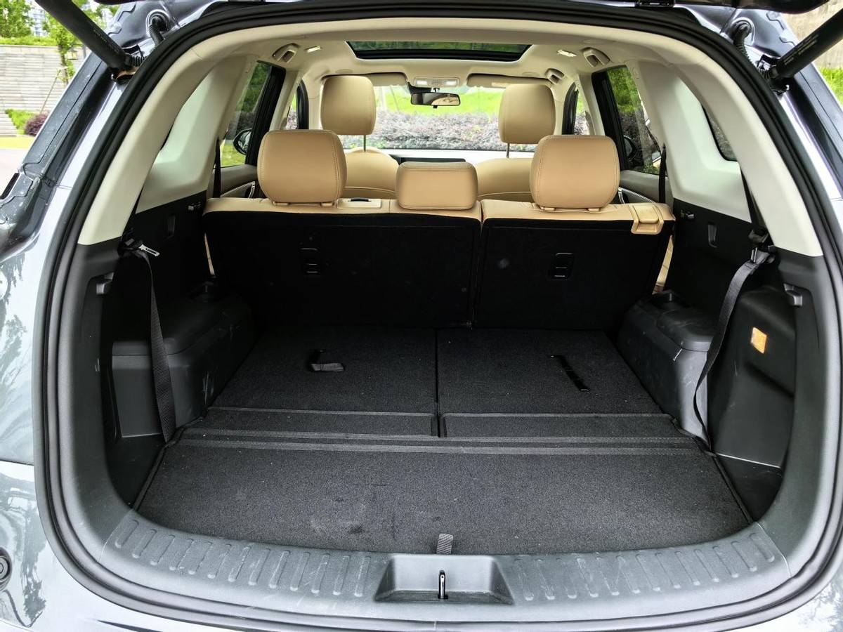 藍(lán)電E5榮耀版對(duì)比大眾途岳:自主、合資差距這么大?