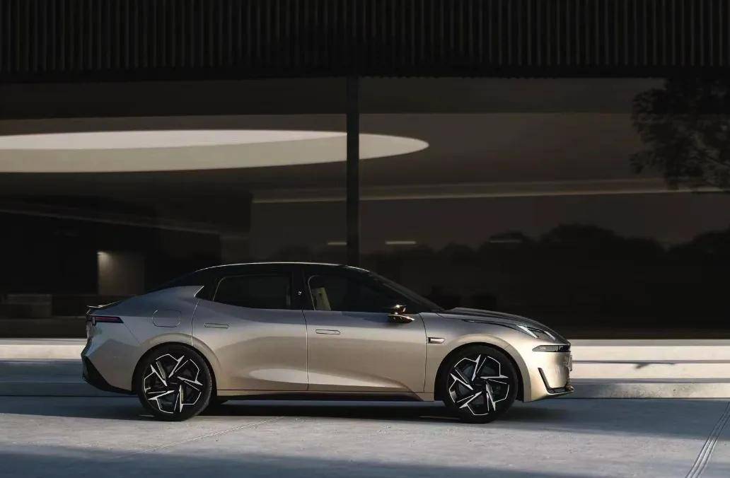 領克07,做插混就已經贏了?