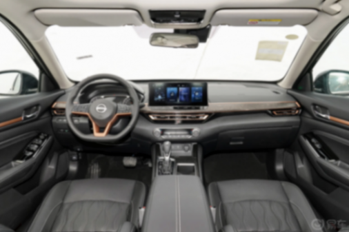 天籟20周年黑金版來襲!整車煥新,高級感十足!