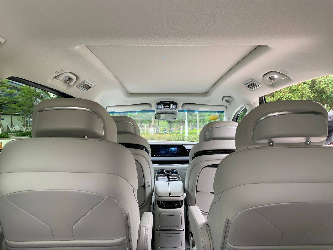 試駕星海V9:人稱夢想家青春版,續航1300公里,20萬級增程無對手