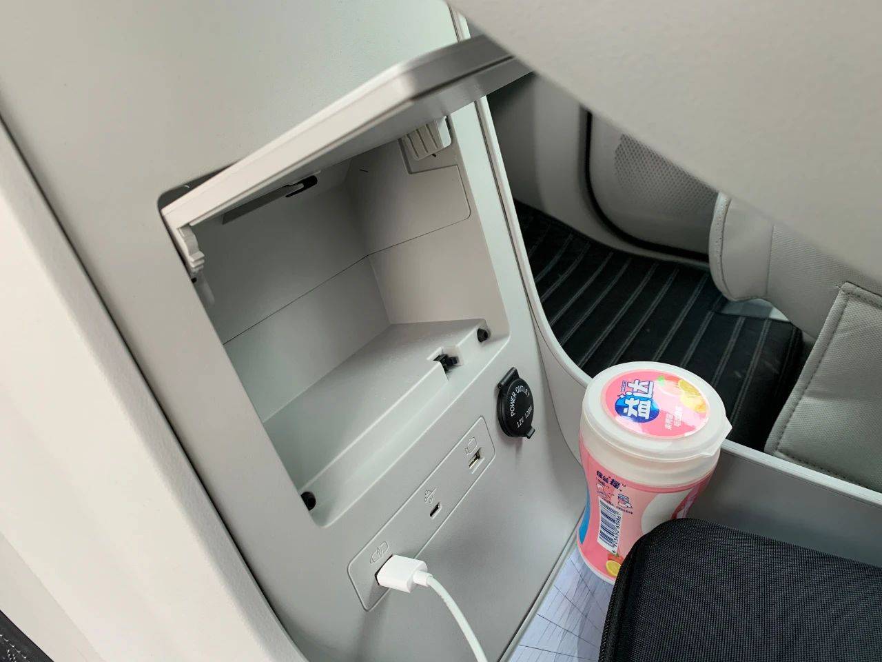 試駕星海V9:人稱夢想家青春版,續航1300公里,20萬級增程無對手