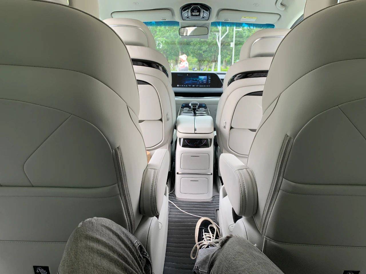 試駕星海V9:人稱夢想家青春版,續航1300公里,20萬級增程無對手