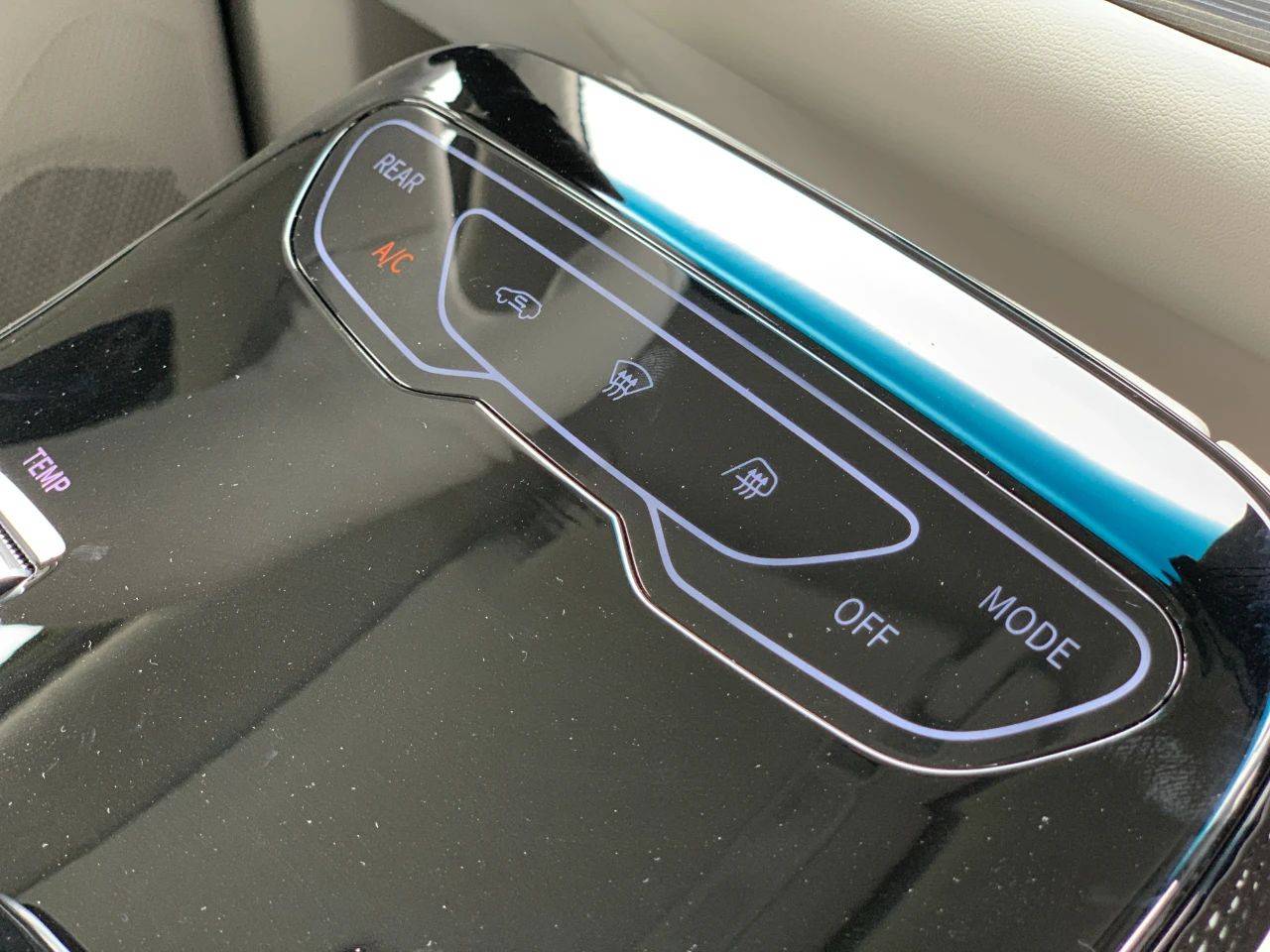 試駕星海V9:人稱夢想家青春版,續航1300公里,20萬級增程無對手