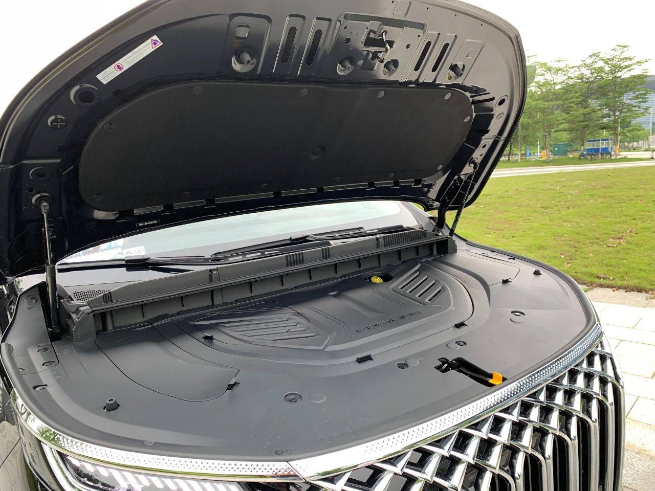 試駕星海V9:人稱夢想家青春版,續航1300公里,20萬級增程無對手