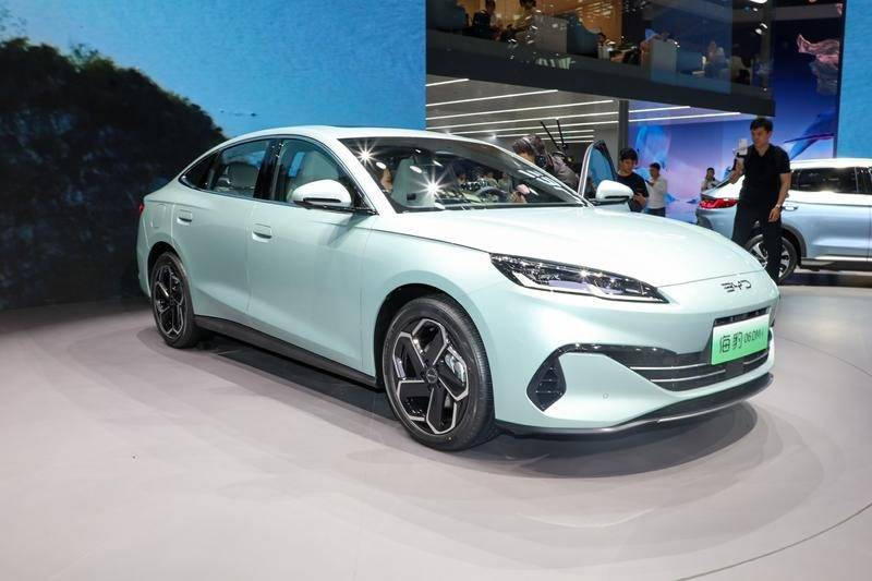 最大續航超2000km,虧電油耗低于3L,比亞迪海豹06 DM-i配置曝光