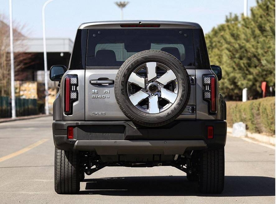 2大硬派SUV申報(bào):方程豹豹8或三季度上市,北京BJ40推“省油版”