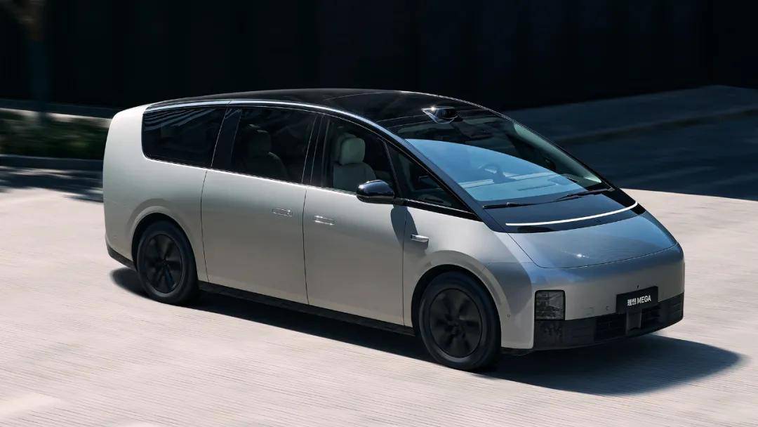 三大“熱門新車”4月銷量:小米SU7供不應求,理想MEGA不到700輛