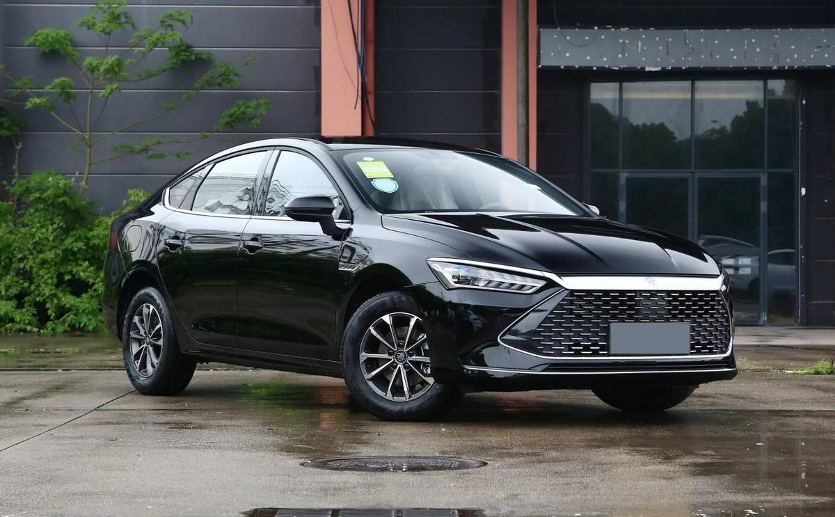 7.98萬的秦PLUS DM-i是便宜,但一年養車費算過嗎?