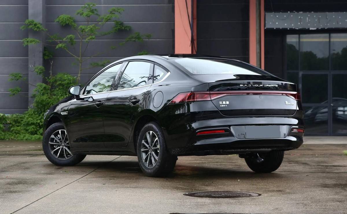 7.98萬的秦PLUS DM-i是便宜,但一年養車費算過嗎?