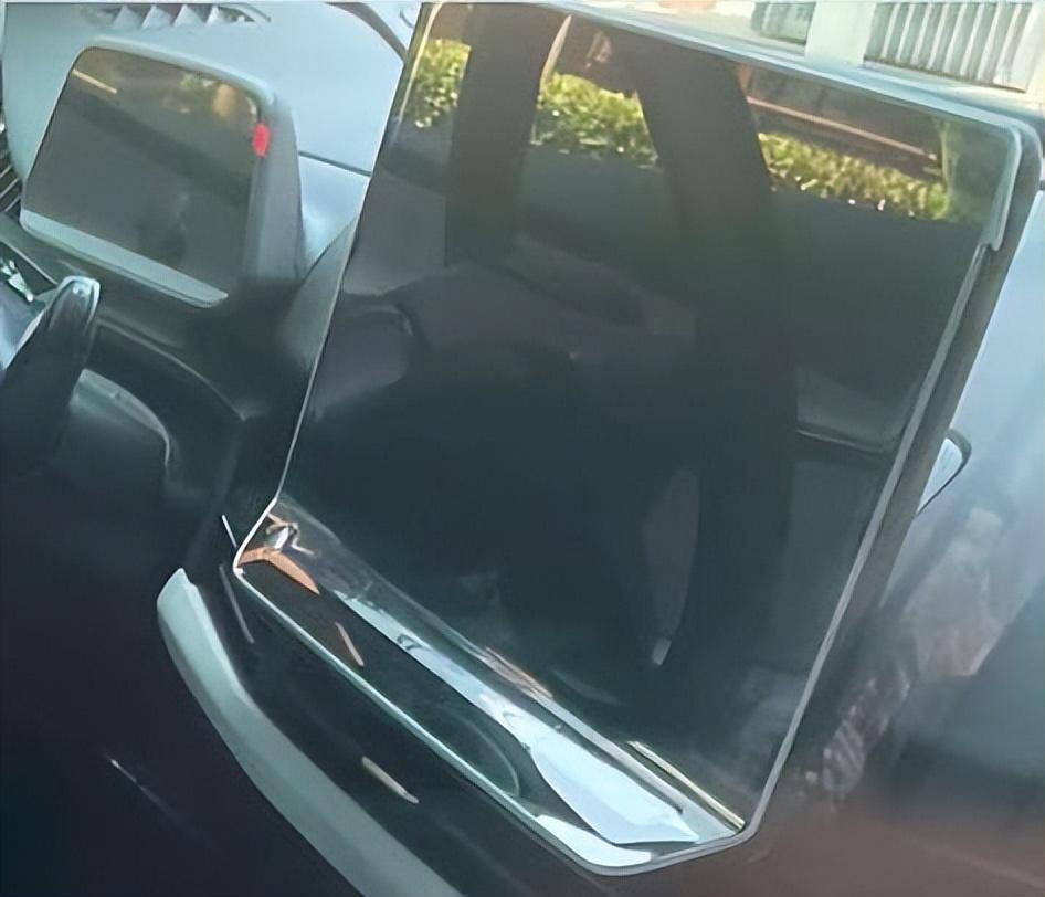 大眾ID.UNYX與眾內飾曝光!有趣的大眾又回來了?年內上市