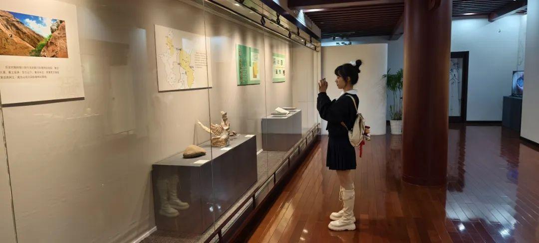 復旦學子策展!“山河之間”博物館日開展