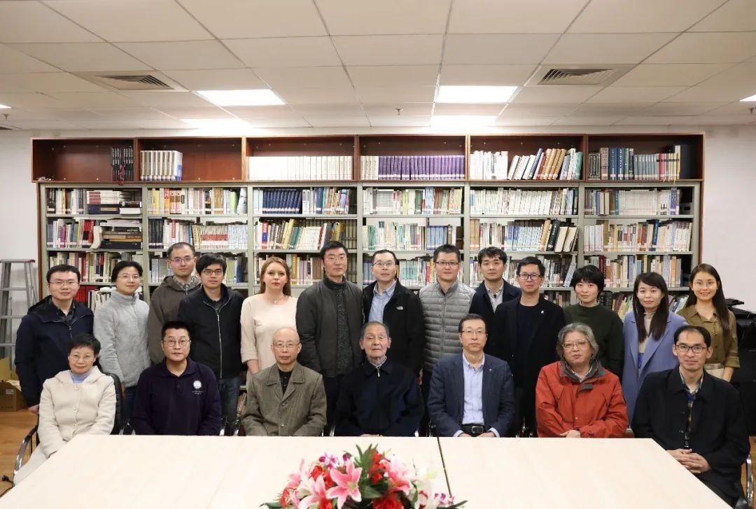 全國第一部古文字教材,復旦編寫!