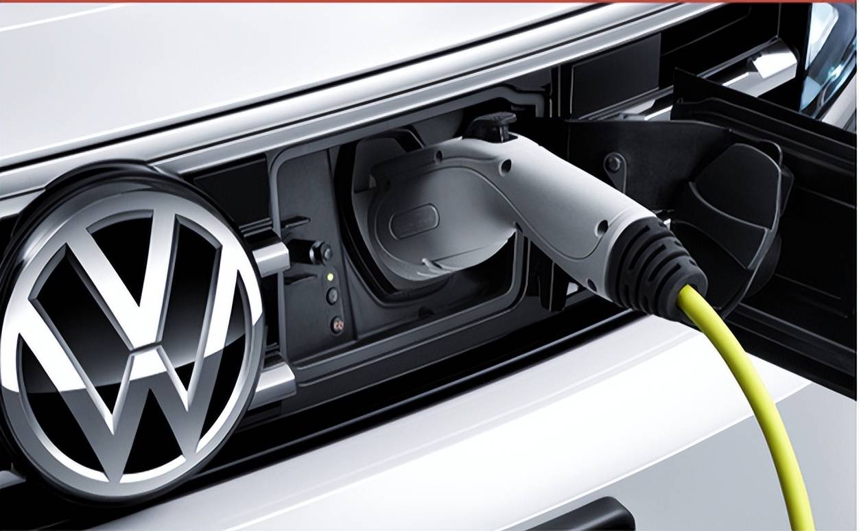 油價兩連降之后,汽車行業能否重回燃油時代?