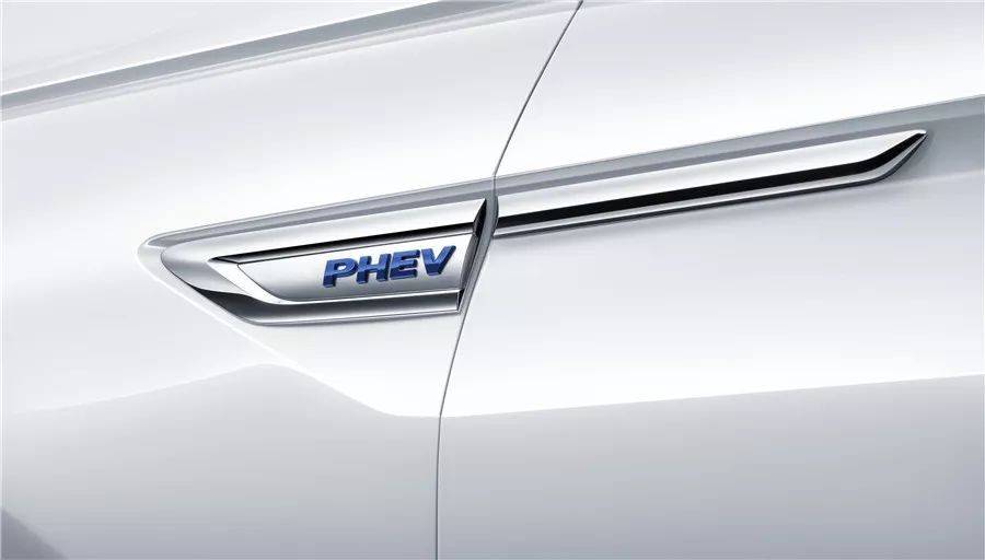 油價兩連降之后,汽車行業能否重回燃油時代?