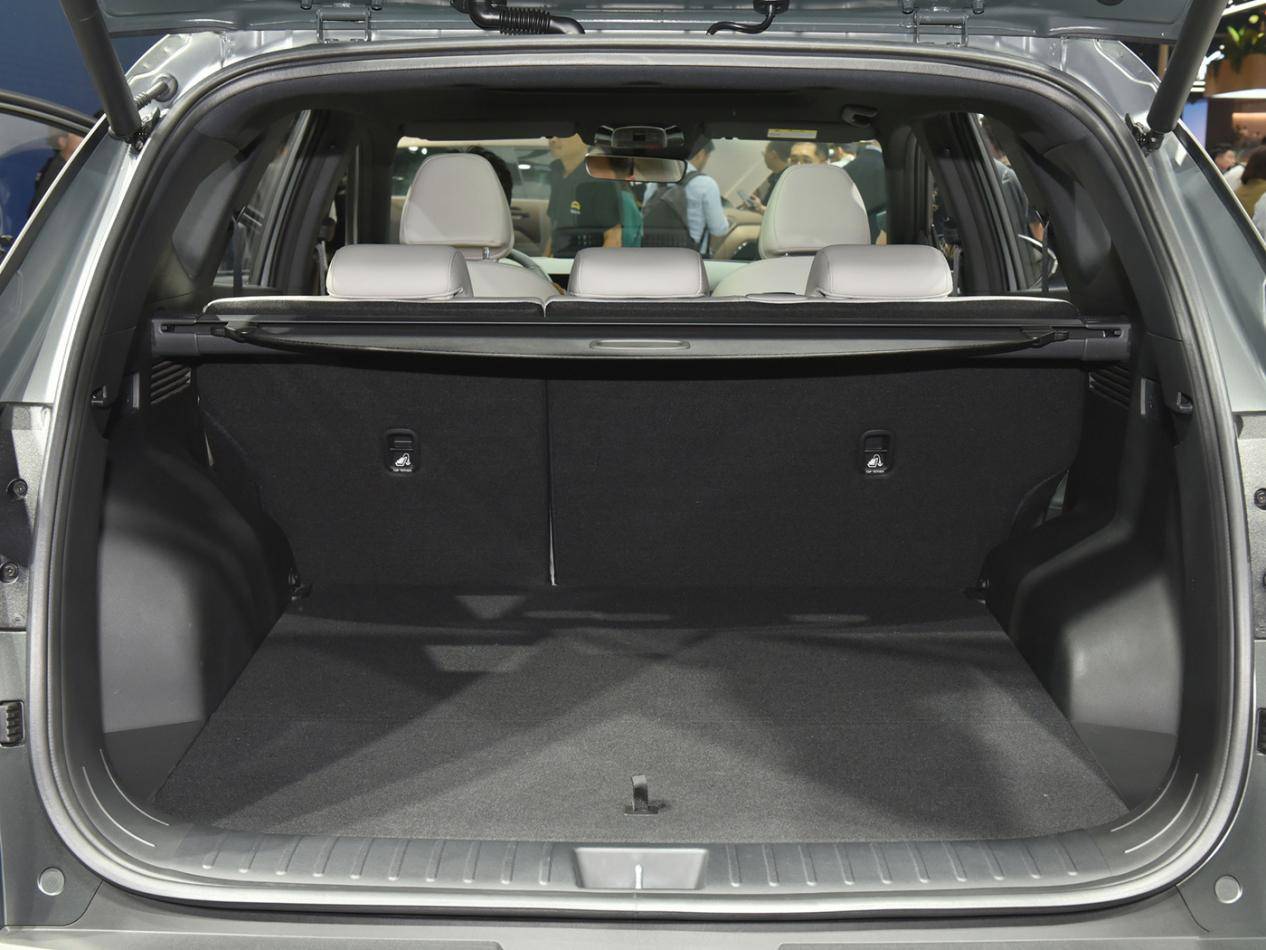 1400x0_1_q95_autohomecar__ChxoHmYqG52AJMQpAB1VDwjq0AA390