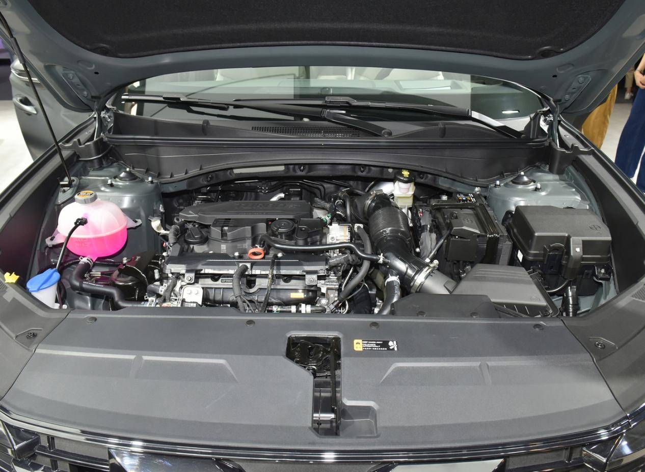 1400x0_1_q95_autohomecar__ChtlyGYqG1OALOgVAB-IYT7QQLo182