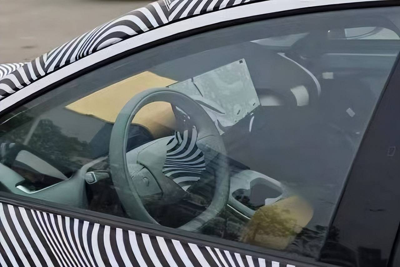 15萬左右的小鵬MONA將6月問世,第三季度開啟交付,銷量有救了?