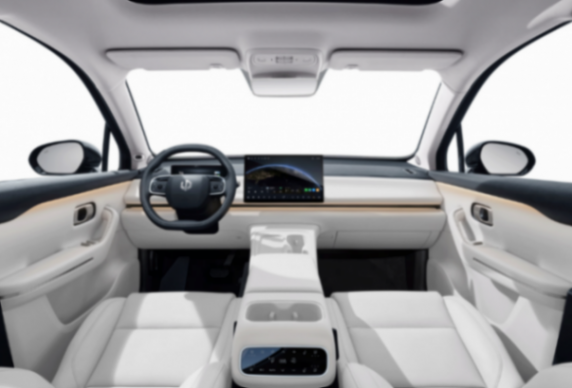 半價能買到的L6,還是6座的C10?零跑C16的三個優點和兩個缺點