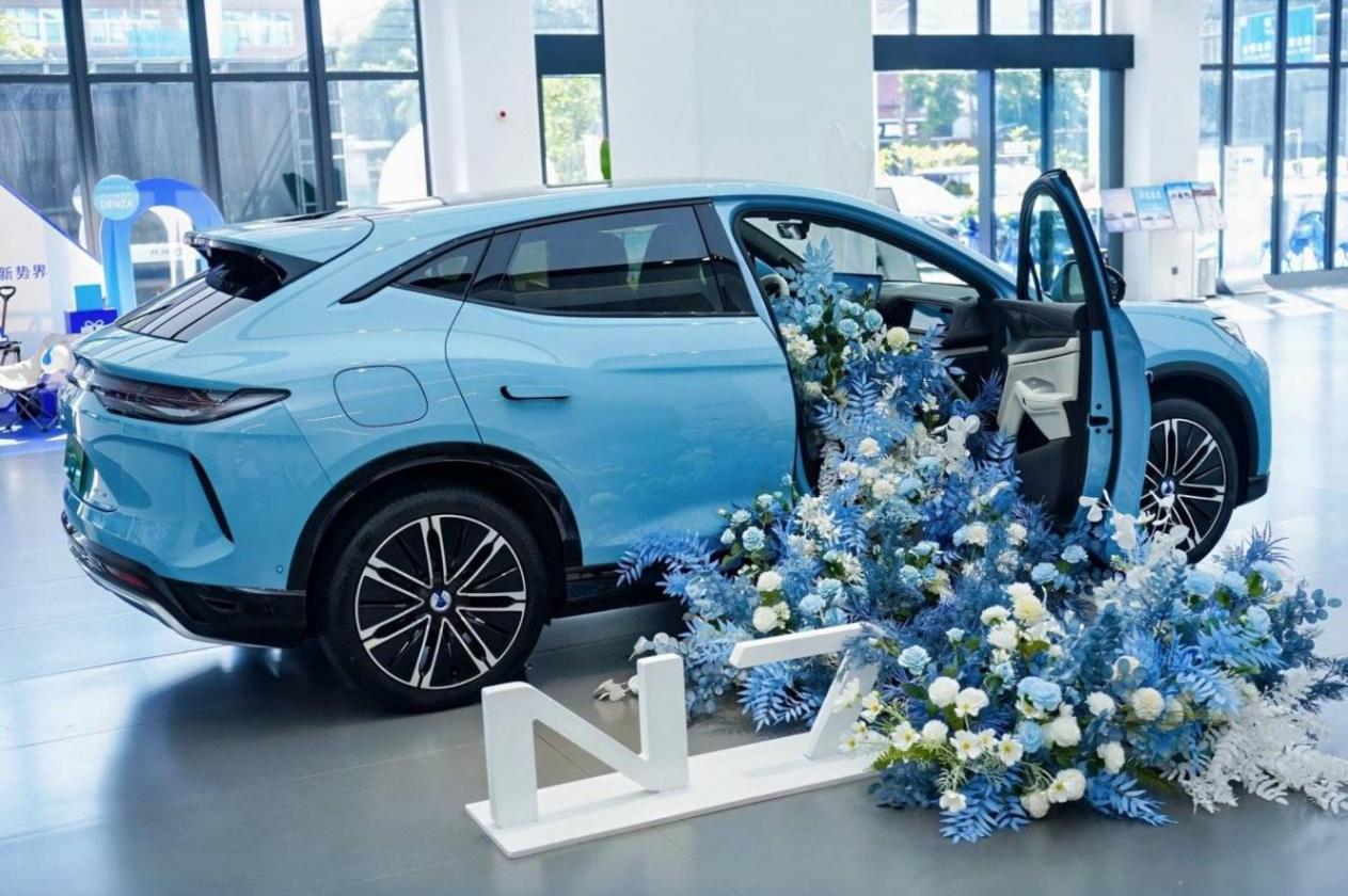 “你好騰勢 盛裝起航” 福州金山中能騰勢體驗店開業