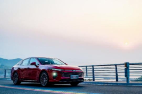 第四代奔騰B70對比日產軒逸,究竟誰更適合你?