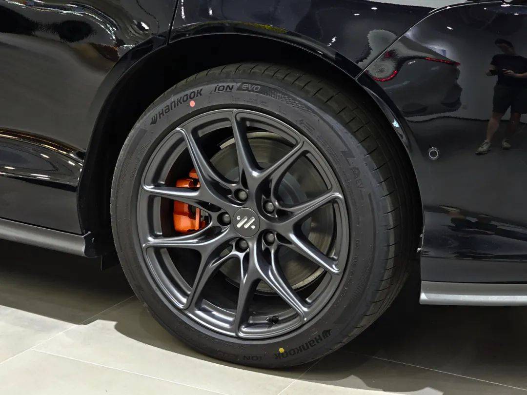 論產(chǎn)品力和定價(jià),智己L6沒(méi)理由賣不好啊!