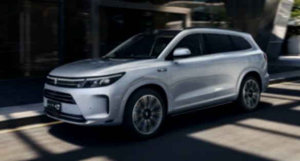 老款月銷腰斬新款“漲價”近一萬!“神車”問界M7有資格飄嗎?