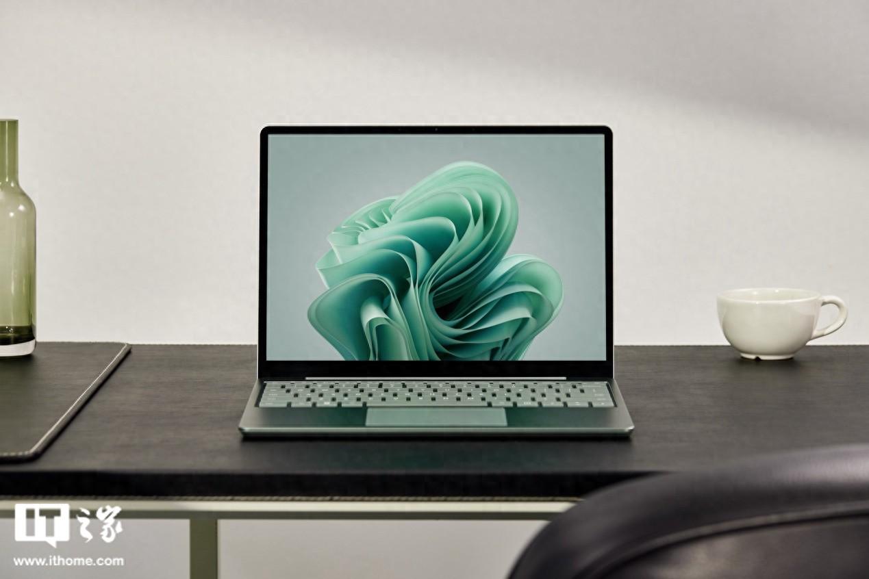 微軟Surface Laptop Go 3筆記本獲固件升級:修復屏幕閃爍問題