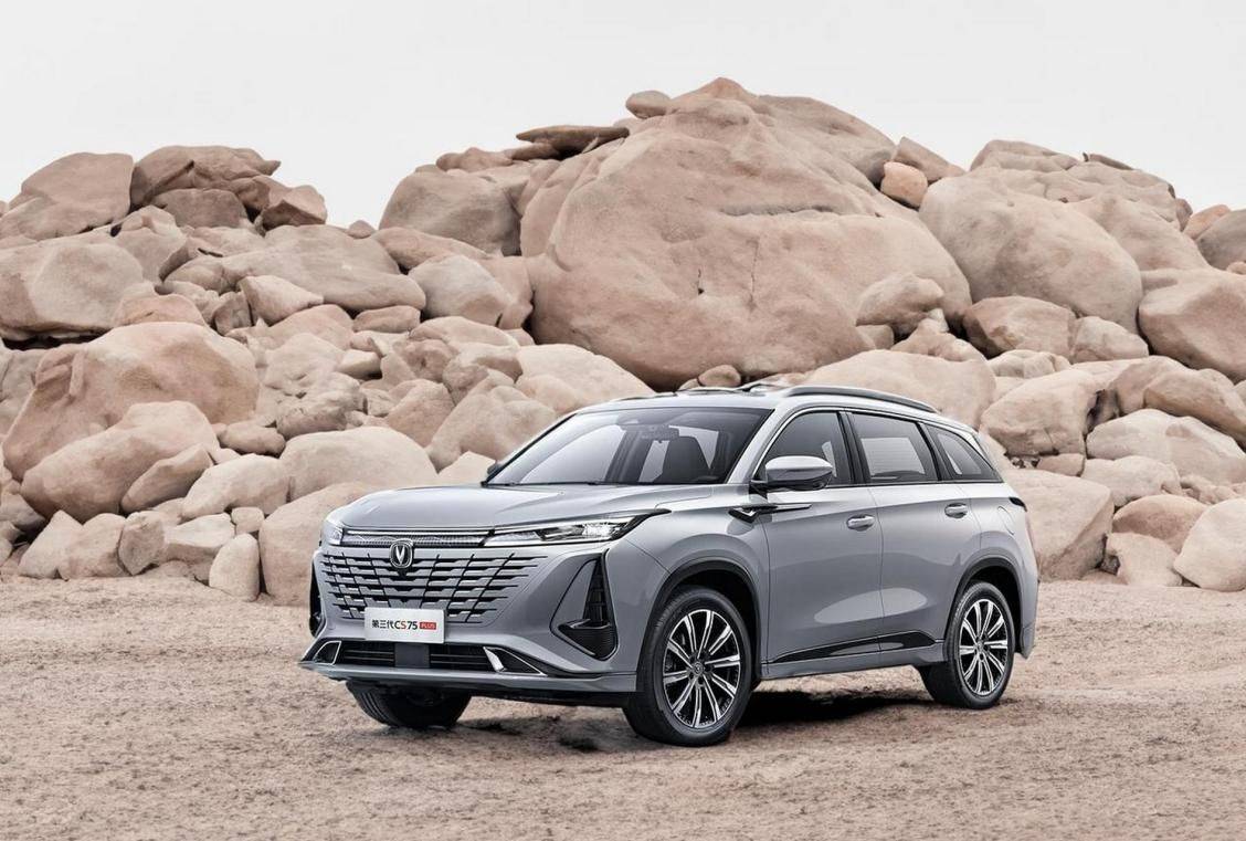 我可以買貴的,但不能買貴了!奔騰T90和長安CS75 PLUS怎么選?