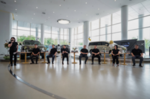 邀請別人跑馬拉松的長城,自己也在跑一場馬拉松