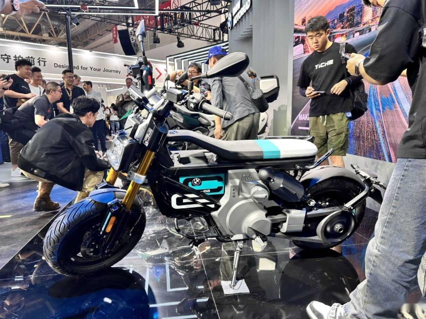 寶馬摩托車油電雙發,“讓騎行成為一種生活”!