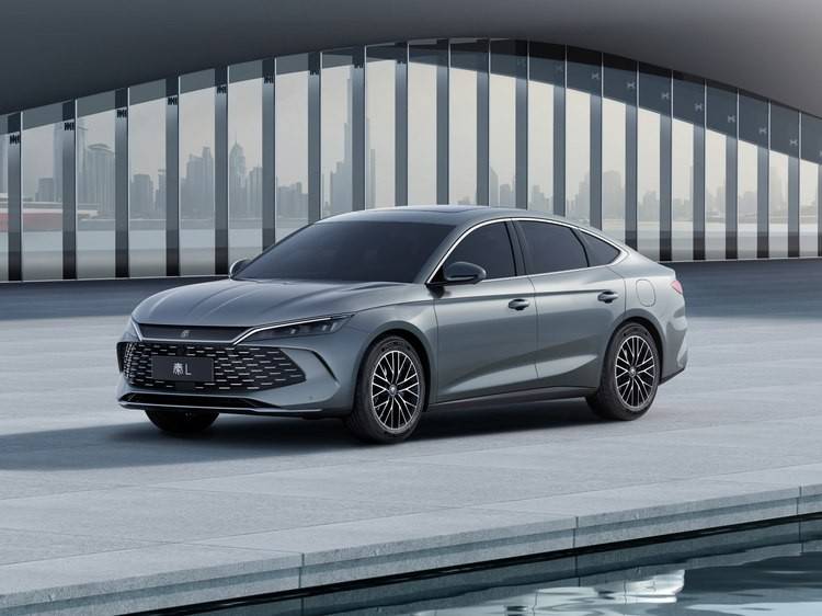 大眾邁騰、帕薩特都將換代,凱美瑞、雅閣地位不保?