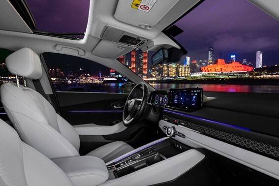 滿(mǎn)足打工人的既要又要,“五邊形戰(zhàn)士”雅閣都能做到