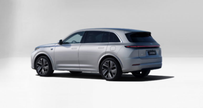 10年前不敢想,同樣的價格,路虎賣不過理想